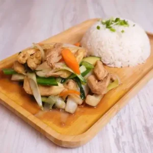 Poulet sauté au basilic